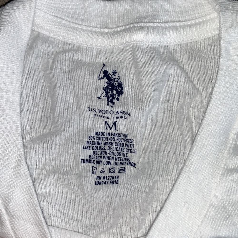 Polo White Tee Medium - Picture 4 of 5